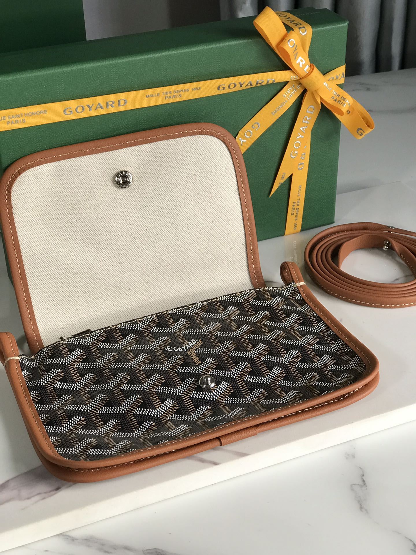 Goyard Clutch Bags